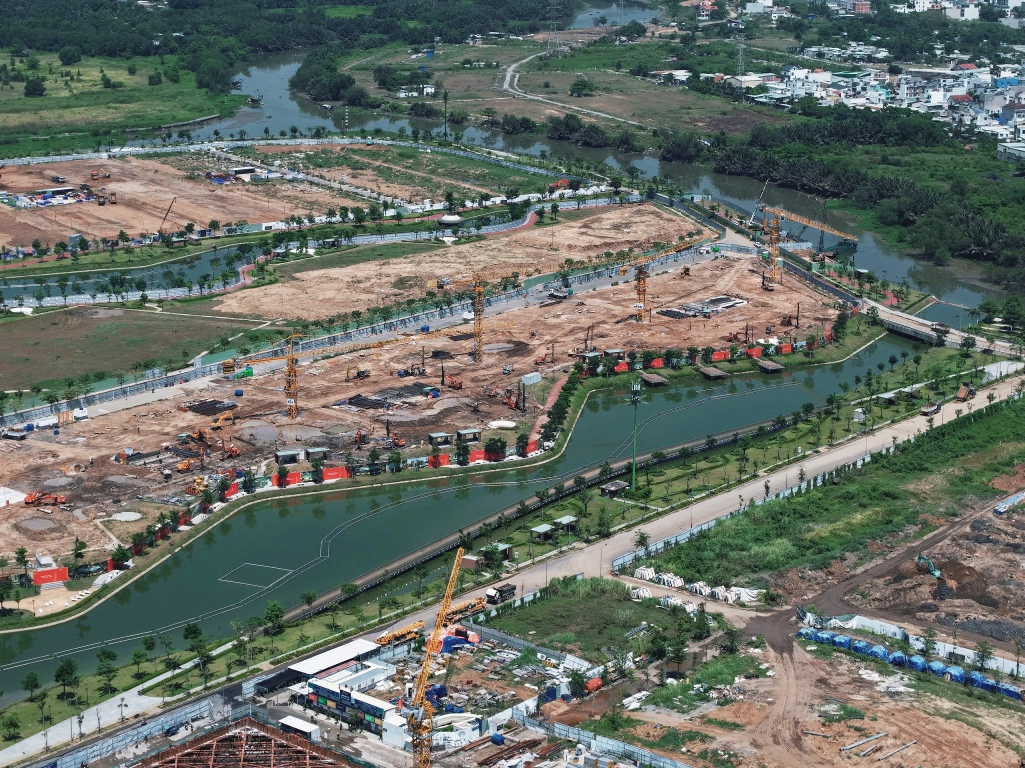 tiến độ masteri park place the global city