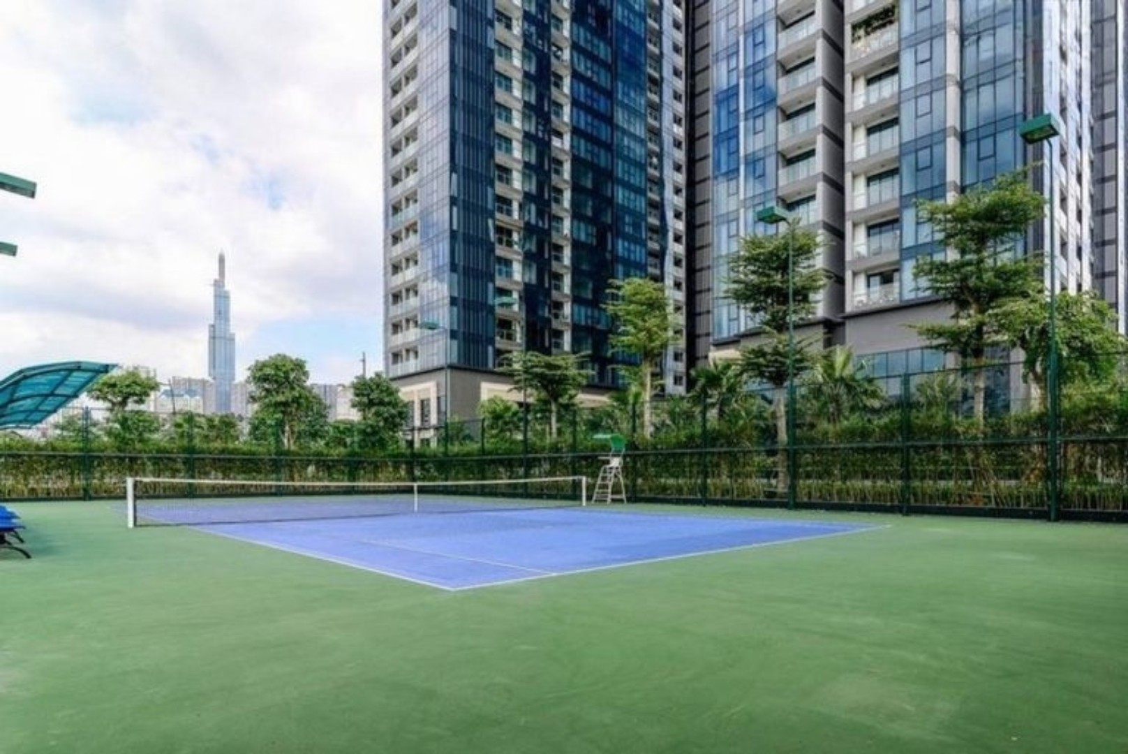 sân tennis phan khu the luxury vinhomes golden river