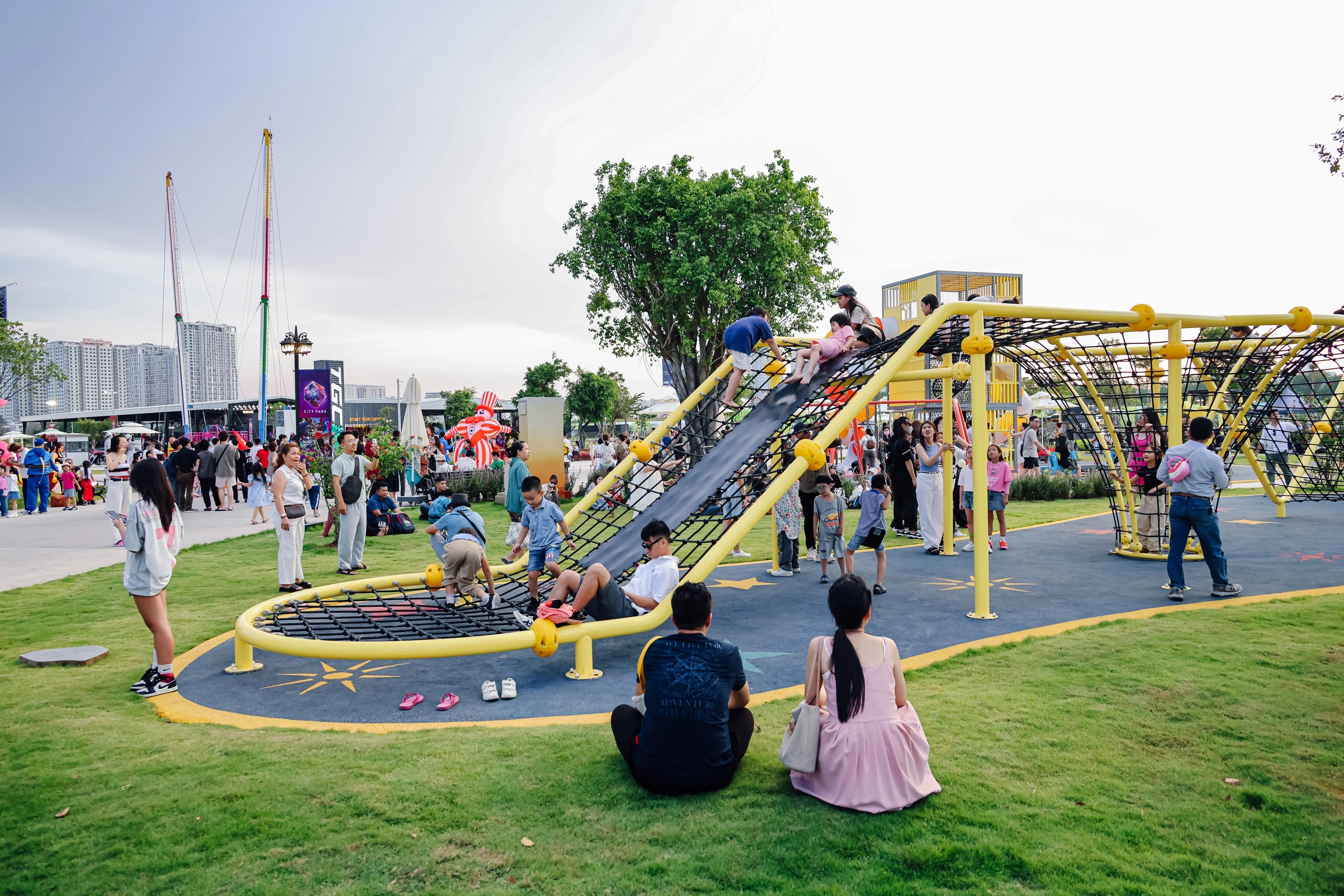 Công viên City Park sở hữu khu vui chơi trẻ em hiện đại