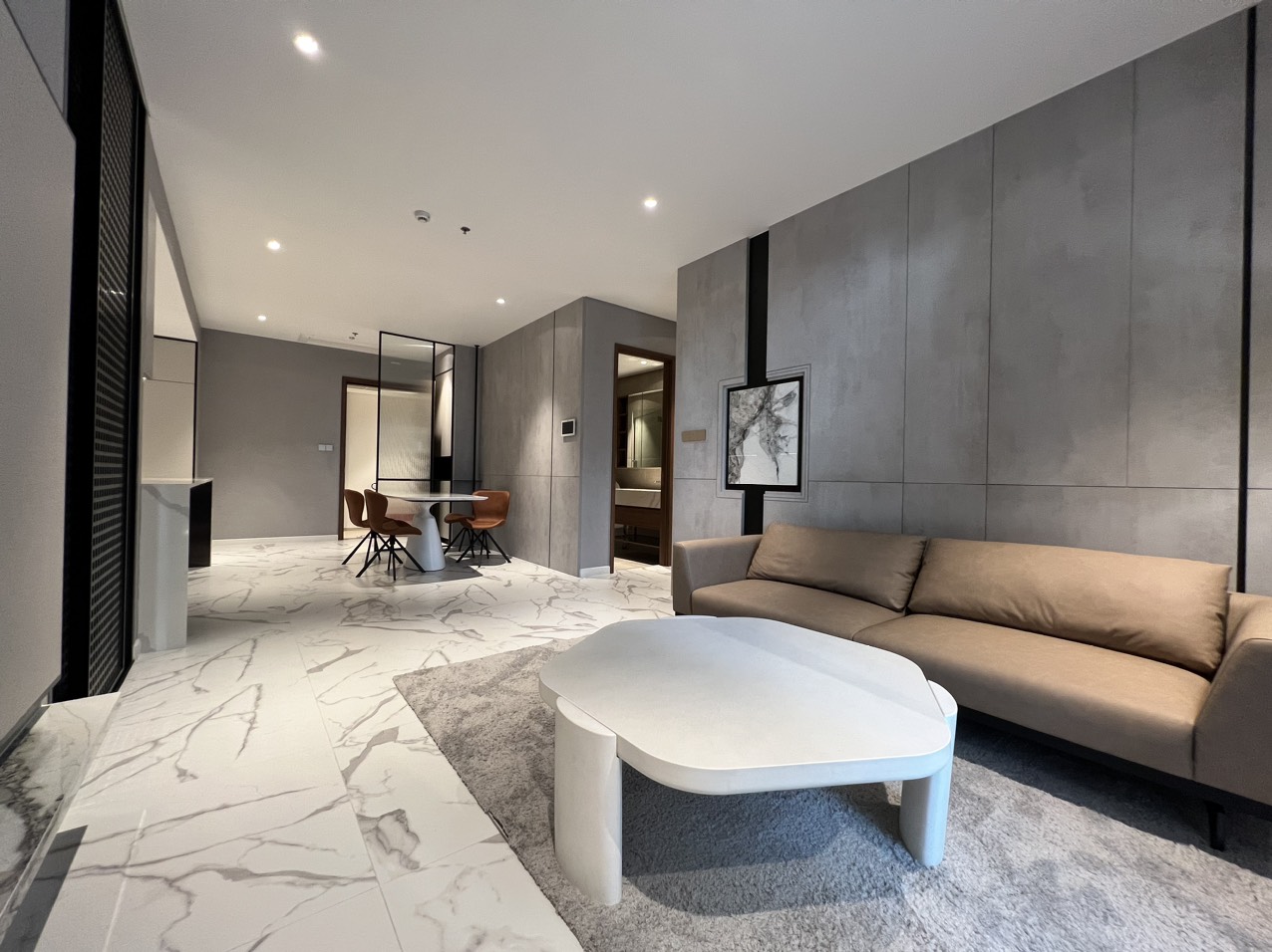 Căn hộ 2 Phòng ngủ the crest residence