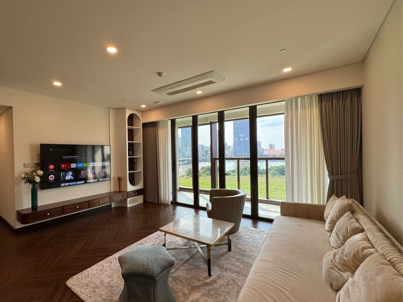 căn hộ 4 phòng ngủ the galleria residence